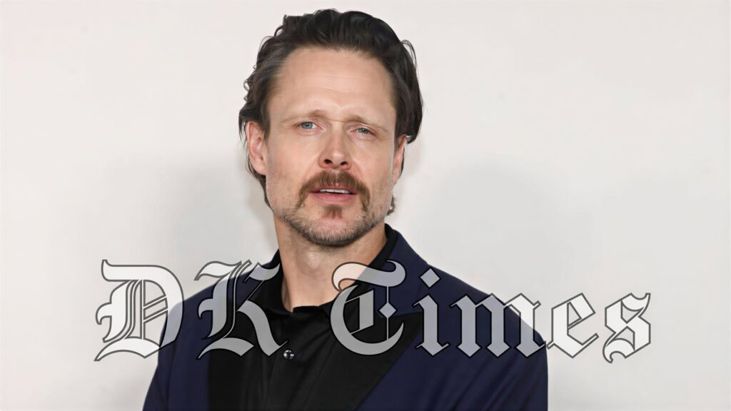 Michael Abbott Jr.